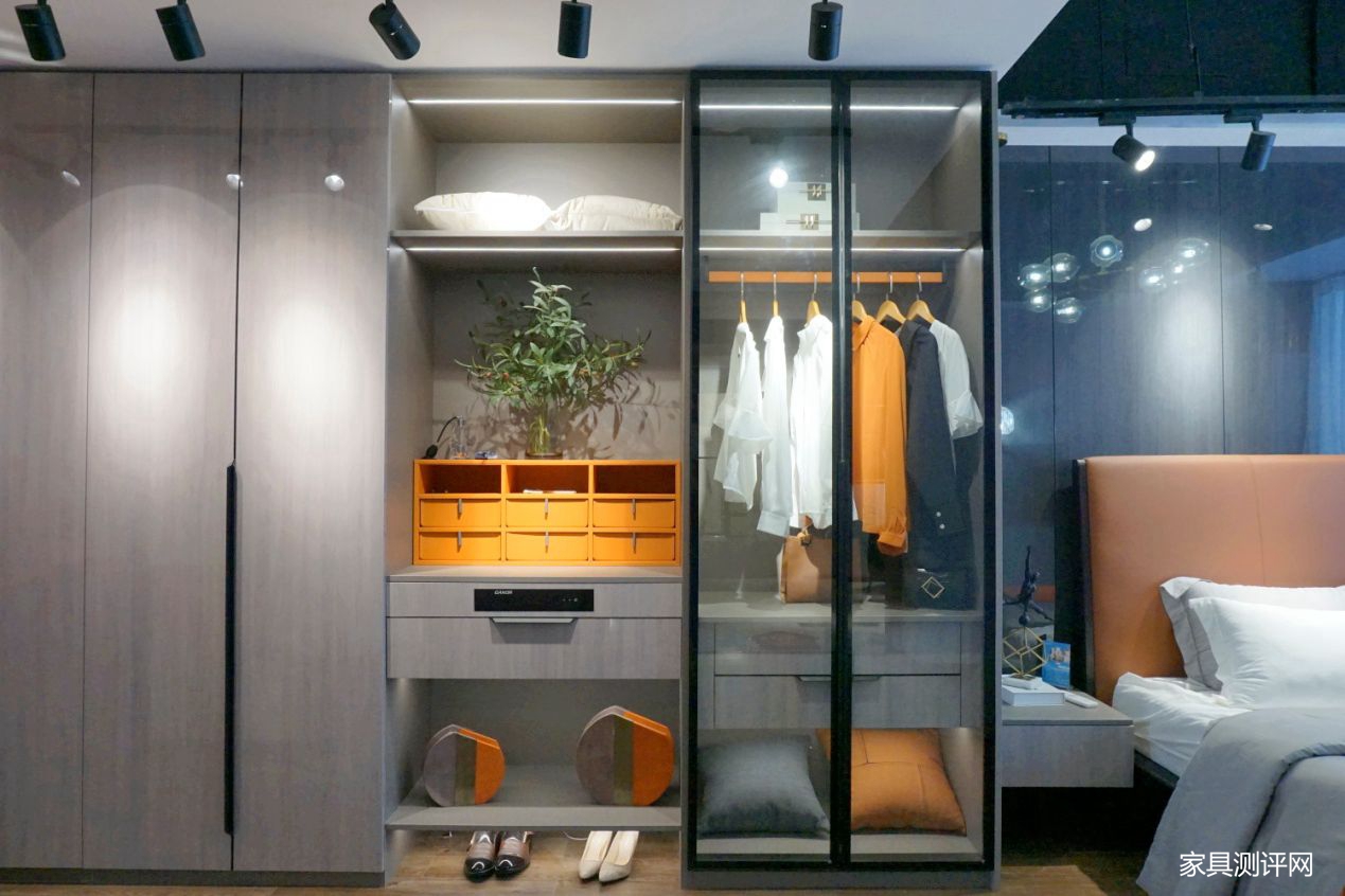 鑾辫尩鑹炬牸瀹跺叿鍥剧墖,鑾辫尩鑹炬牸鏁翠綋瀹跺叿