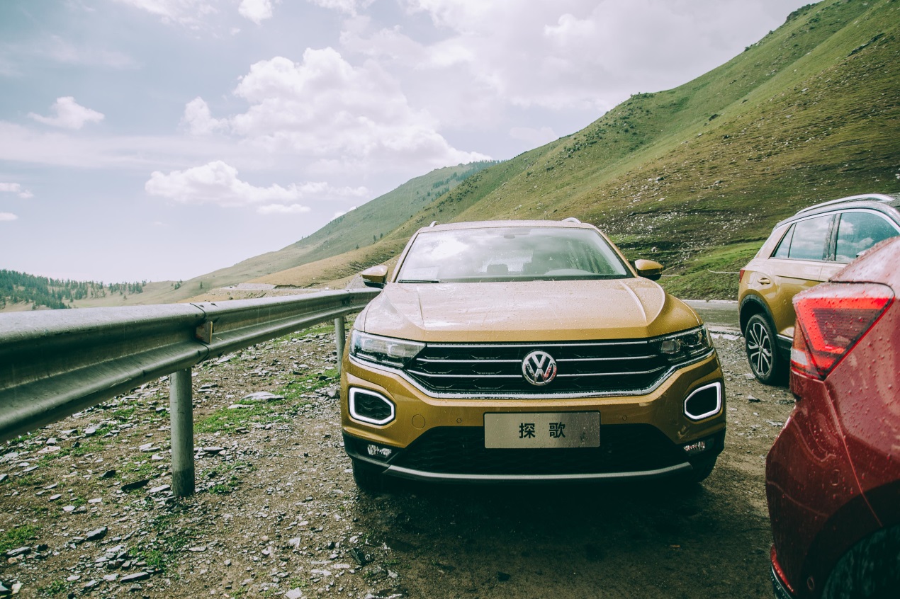 这台suv诚意满满,这款德系车只卖6万元却非常耐造