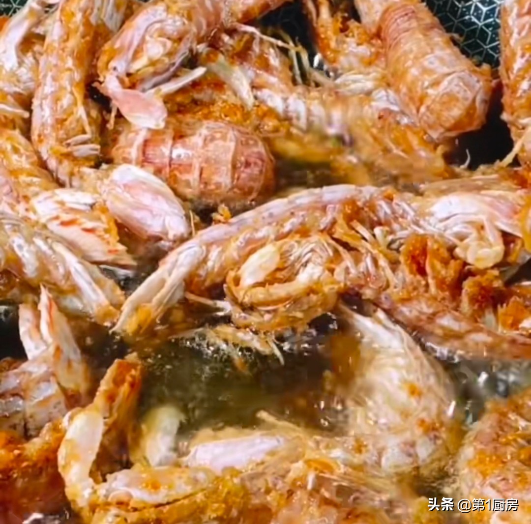 椒盐皮皮虾怎么做才能酥脆好剥皮,做椒盐皮皮虾熟了虾壳能吃吗