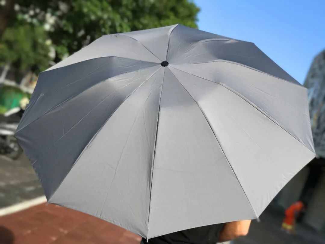 雨伞销量第一大号一折伞,国产新型雨伞