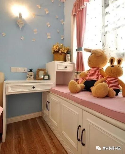 卧室放不下床头柜怎么办,卧室放不下床头柜6种形式搞定