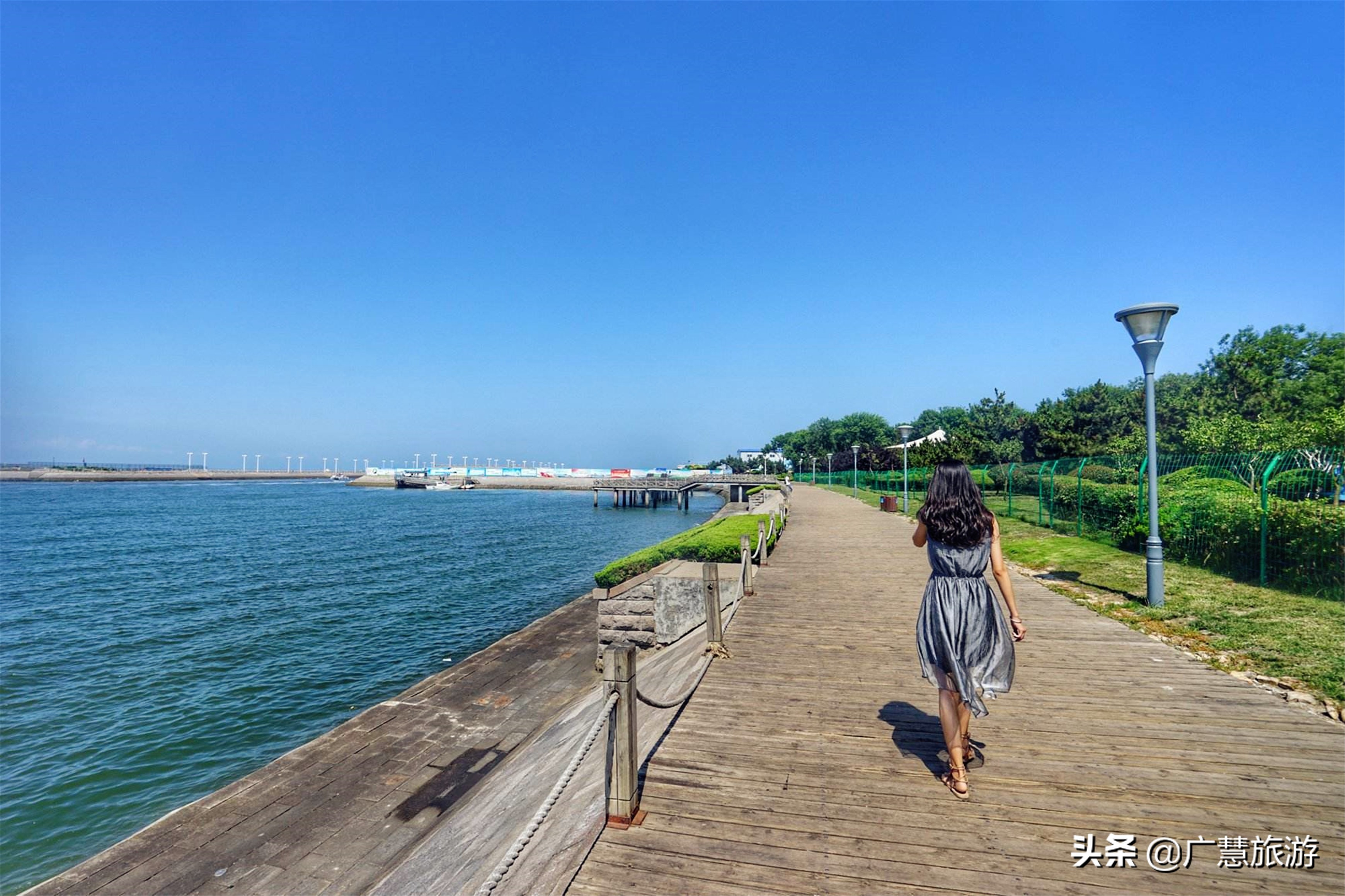 详细实用的日照吃住行玩旅游攻略，适合夏天游日照