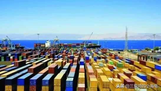 我叫塞浦路斯，这是我的名片，请您收好！