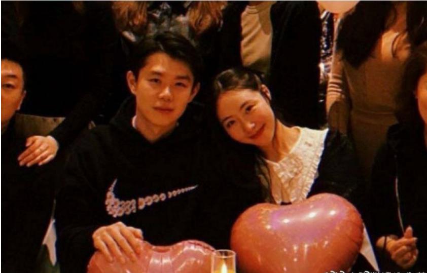 霍尊的沪上*欲情**流群完整聊天记录爆出，八条线索证明出现大反转