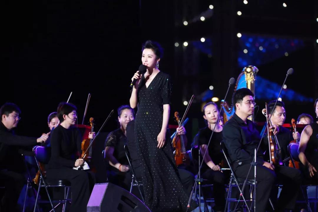 美女主持人周涛的“高光”时刻！