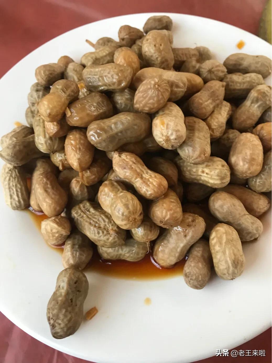 乡村农家乐红烧土鸡,棠张美食地锅鸡