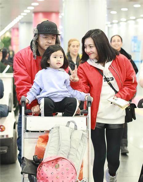 高晓松烟疤,高晓松手臂的烟疤