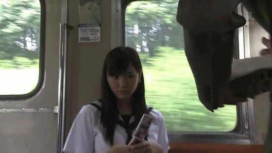 我爸和我灵魂互换后，这羞耻尴尬的生活...