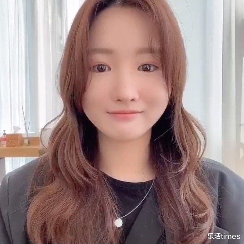 新手学烫卷发教程,新手烫发教程手法完整视频