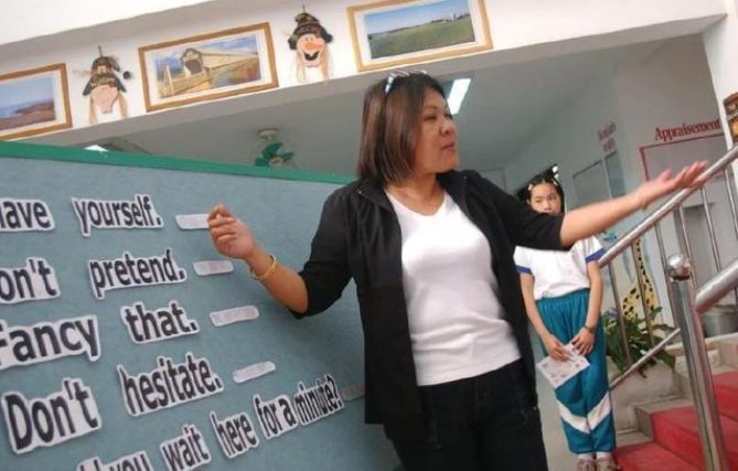 菲律宾人英语水平,菲律宾人英语口语重吗