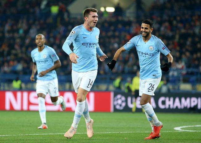 他是曼城除门将之外的唯一全勤球员,却屡次被德尚拒之门外