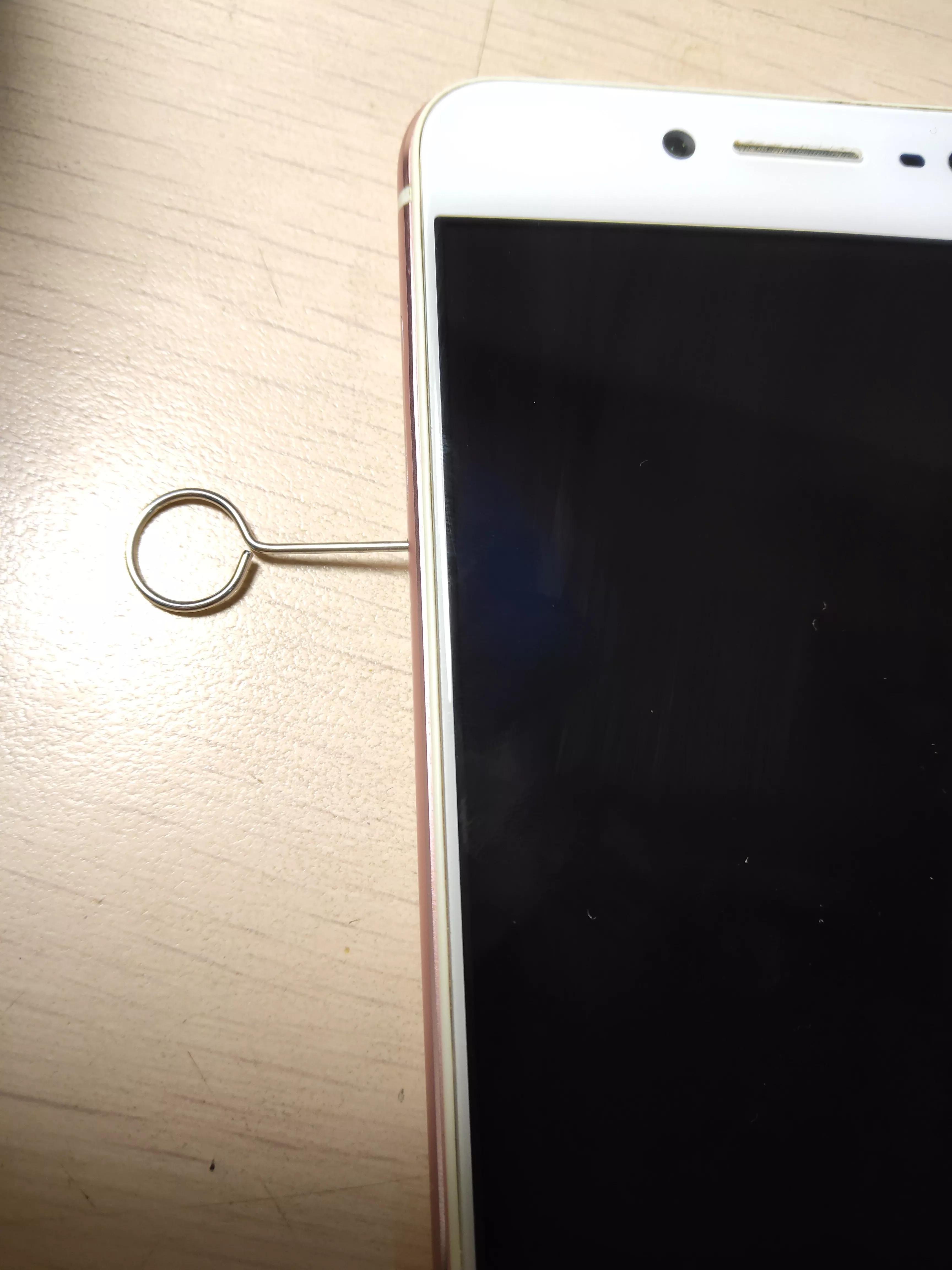 智能手机怎样装电话卡视频,插大电话卡的智能手机