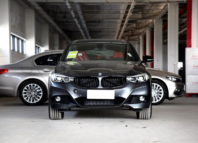 宝马3系gt2016款328i2.0t,国产后排座椅放倒全平的两厢小车