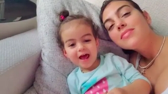 c罗携女友度假,c罗携女友出海