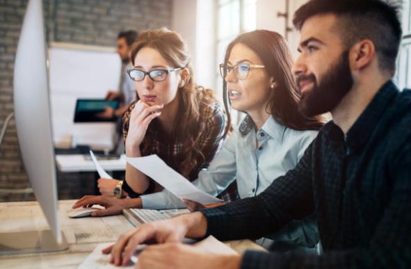 英语中有很多介词时该怎么翻译,怎么翻译英语句子中的介词