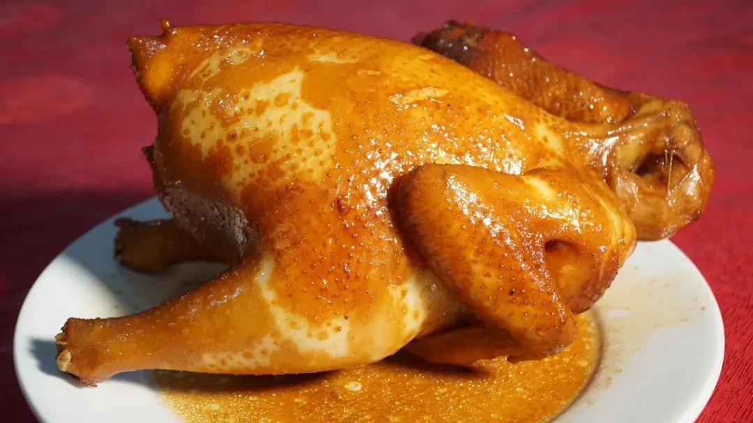 粤菜云聚广东人,粤菜云聚正鱼头腐竹煲