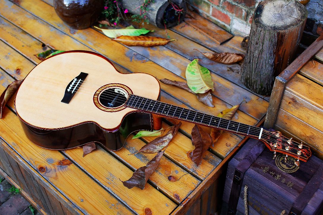 高端手工吉他制作培训课程