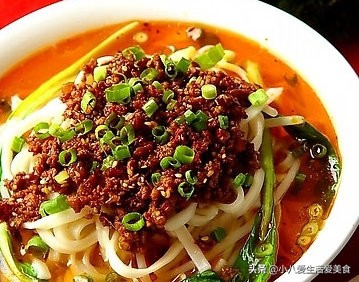 八碗香锅面加盟费,三鲜砂锅面技术培训