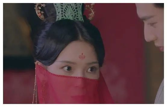 明星撞脸李敏镐,李敏镐陈晓