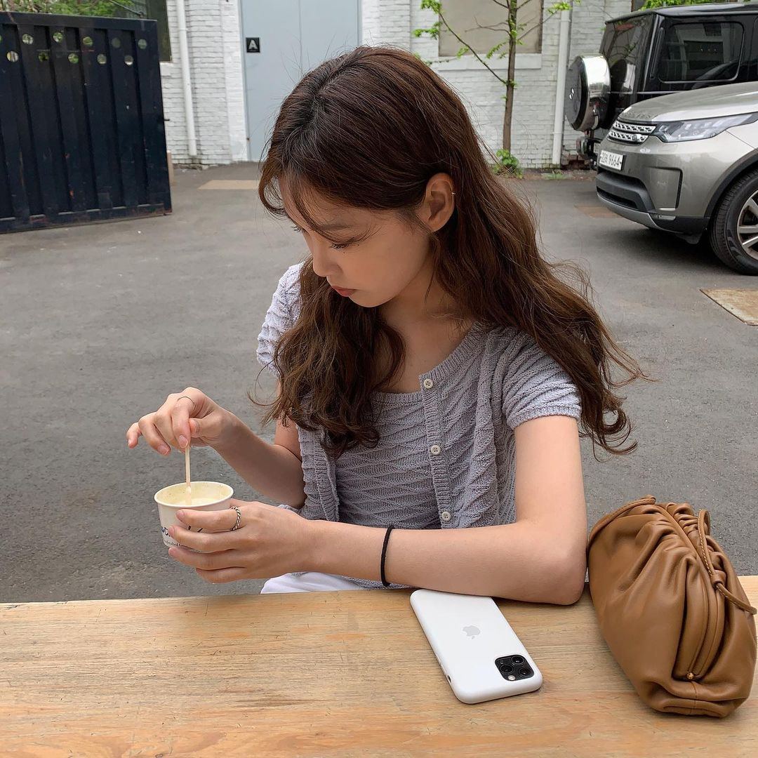 韩式减龄蓬松烫中短发羊毛卷,法式烫中短发羊毛卷