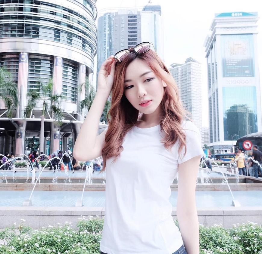 马来西亚惊艳车模,国际车模时尚潮流穿搭