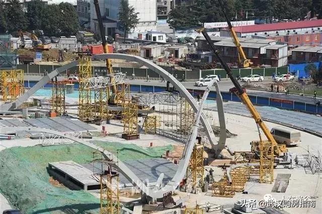 光谷广场星河全景,光谷广场综合体