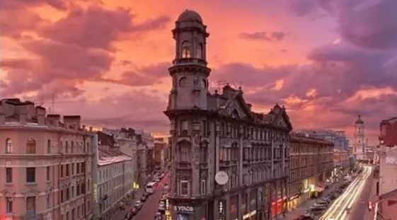 中国买房的钱出国能干嘛 (国外的钱能在国内买房吗)