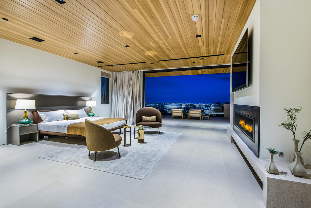 没有泳池的房子,没有泳池和花园的别墅