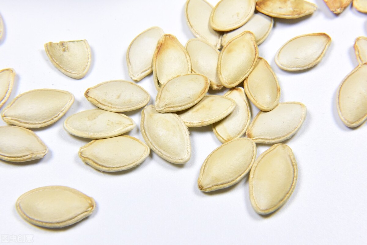 七岁孩子一天没吃饭,七岁小孩不吃饭就哭