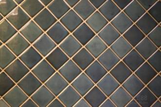 美缝地面为什么有气泡,美缝施工压完缝出现气泡怎么解决