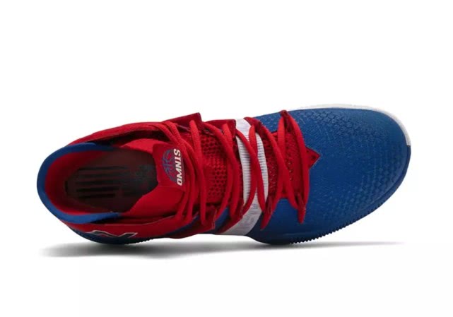 快船打国王伦纳德上脚球鞋,快船对战独行侠伦纳德上脚球鞋