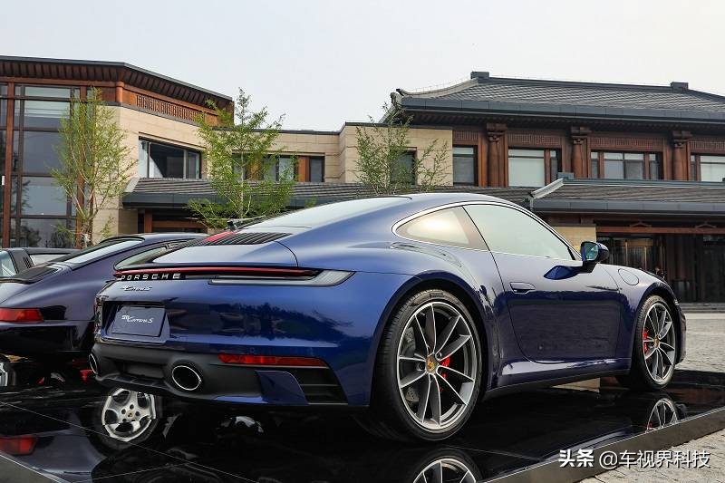 经典不息,革新不止!这才是我梦寐以求的全新保时捷911