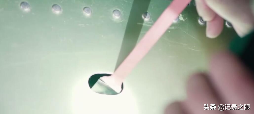 战斗机大修延寿,战斗机的维修保养有多重要