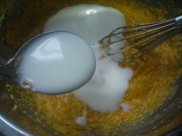 椰香南瓜派做法,小甜品奶香南瓜派简单易做还好吃