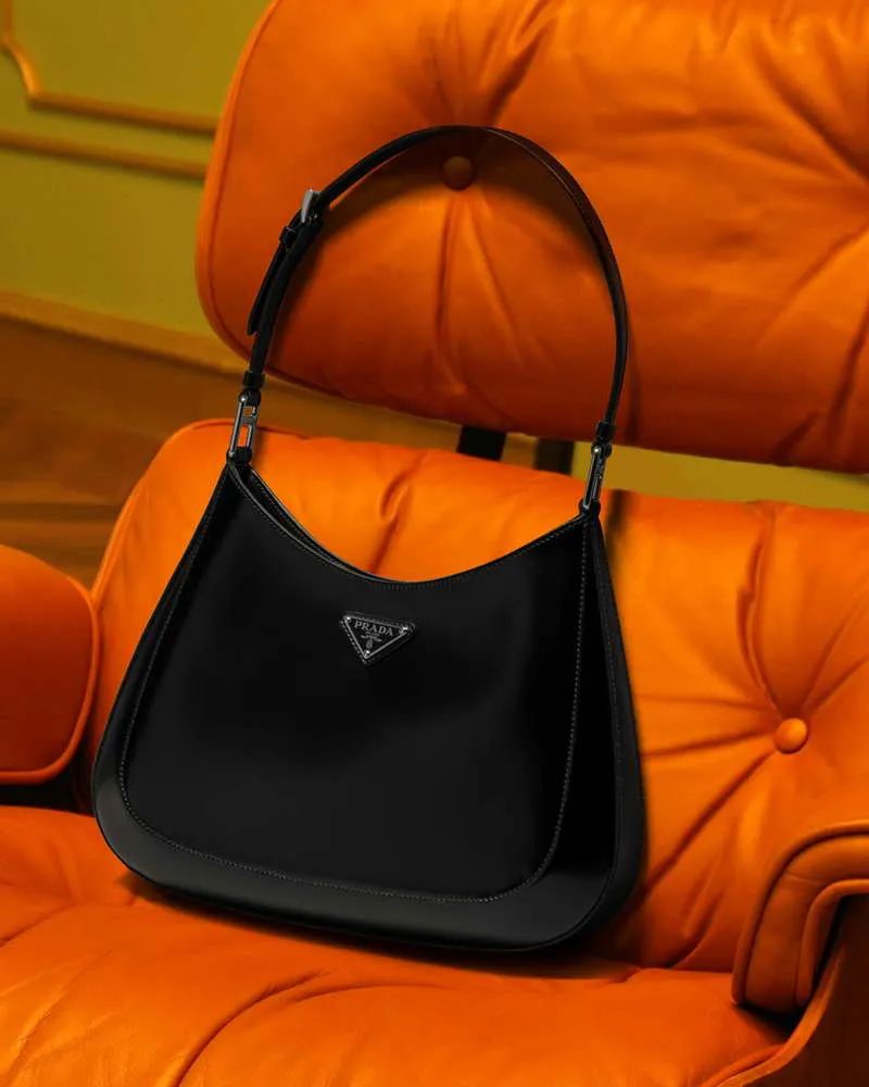 复古辣妹腋下包小众质感新月包,意大利腋下包推荐小众高级款