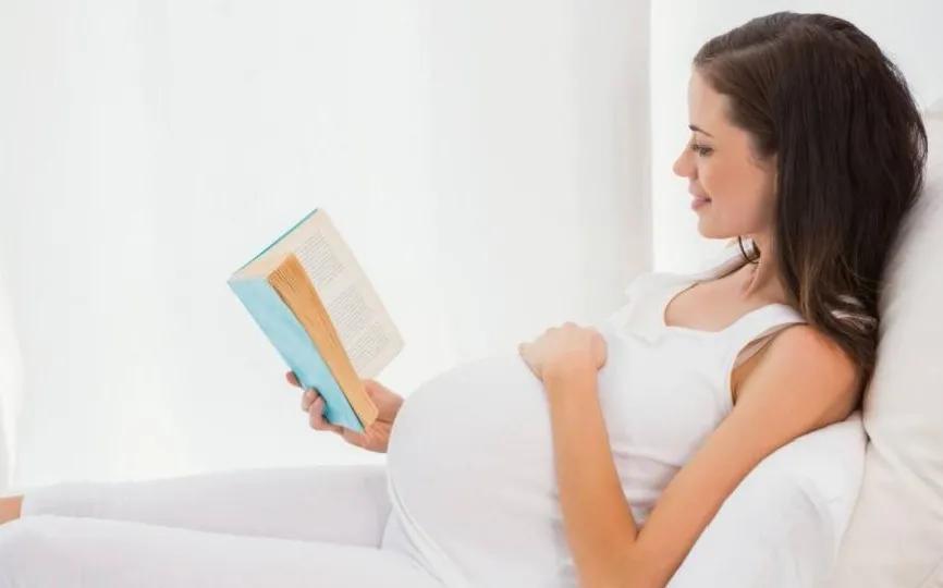 孕期爱喝水还要会喝水，这4种水喝多了，“麻烦”就来了