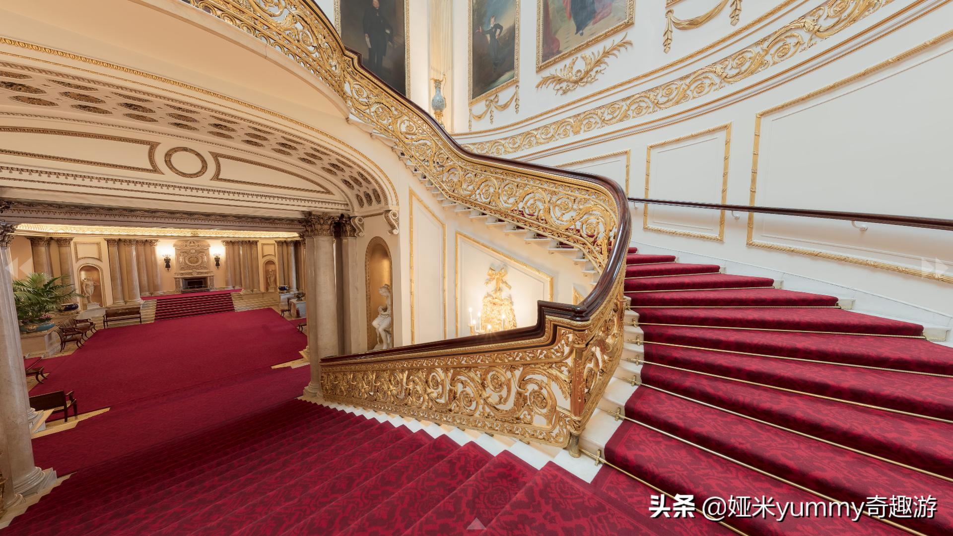 白金汉宫是女王的宫殿吗,伊丽莎白二世白金汉宫阳台