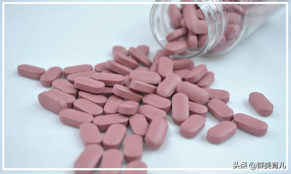 补充叶酸也有讲究原来玄机在这里,补充叶酸应同时服用哪几种维生素