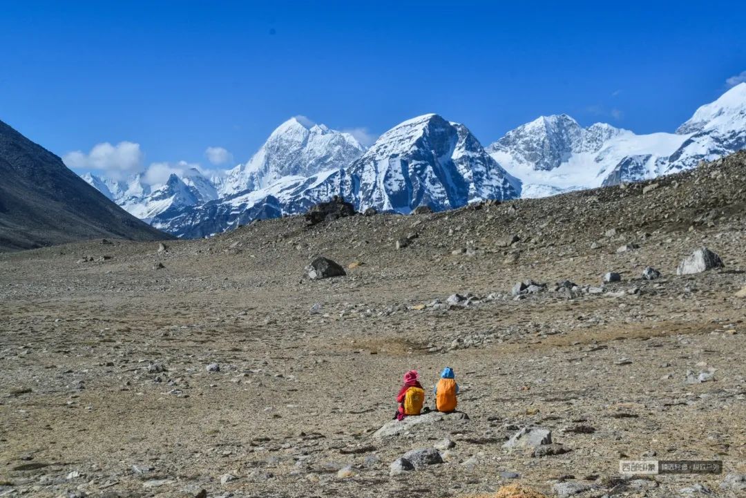 没时间废话了，快去希夏邦马