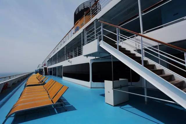 日本防疫钻石公主号邮轮,日本钻石公主号邮轮海上漂多久