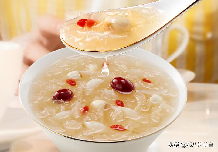 煮银耳汤怎么才能不溢出来,银耳怎么泡怎么煮汤才更溶