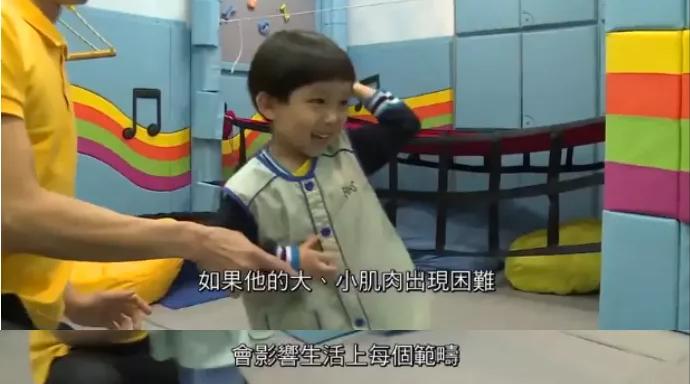 “幼儿看病4天花55万”上热搜,很多患了罕见病的孩子,无药可医