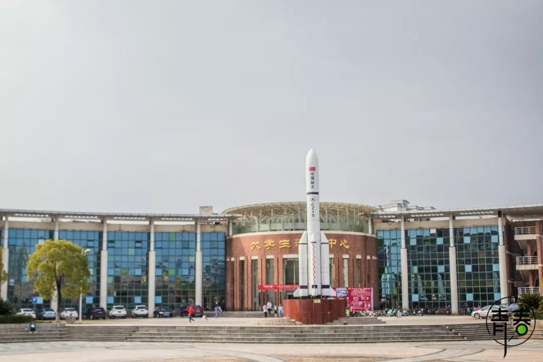 233路尽头的南昌航空大学,承包你的四年青春!