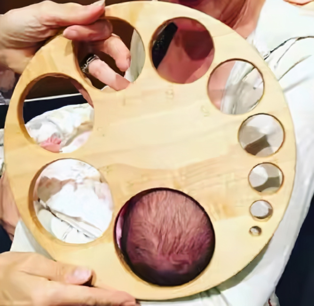 产房护士怒怼家属,产房引产护士说真话