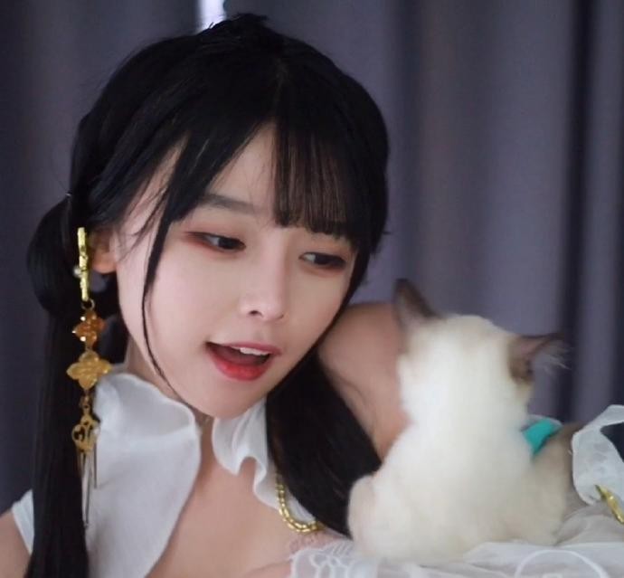 漫展严打福利姬，Cos圈变清净了吗？