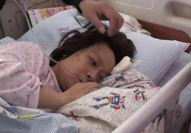 胎儿心疼妈妈的三个表现,胎儿深爱妈妈的表现