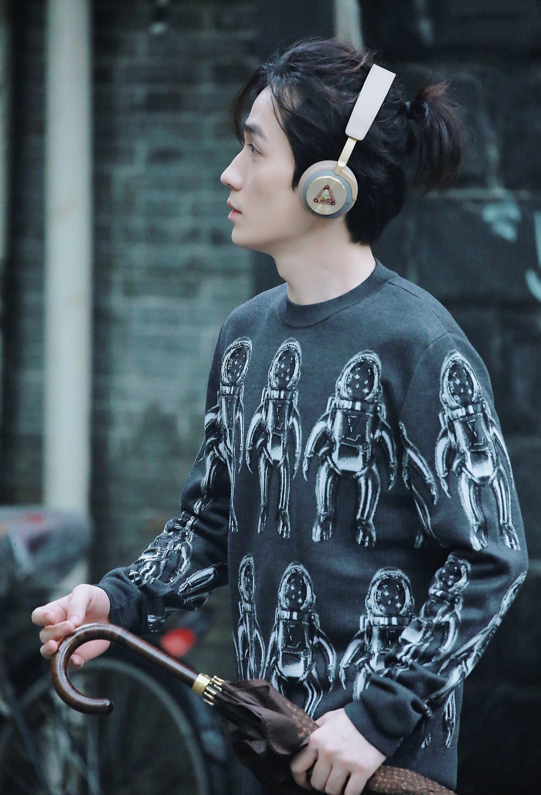 关于朱一龙的那些暖心小细节,朱一龙唯有守得本色才能守住品质