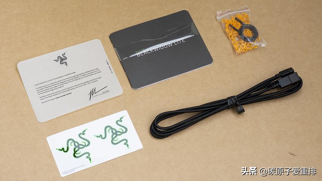 雷蛇黑寡妇蜘蛛标准版机械键盘,雷蛇黑寡妇蜘蛛键盘测评