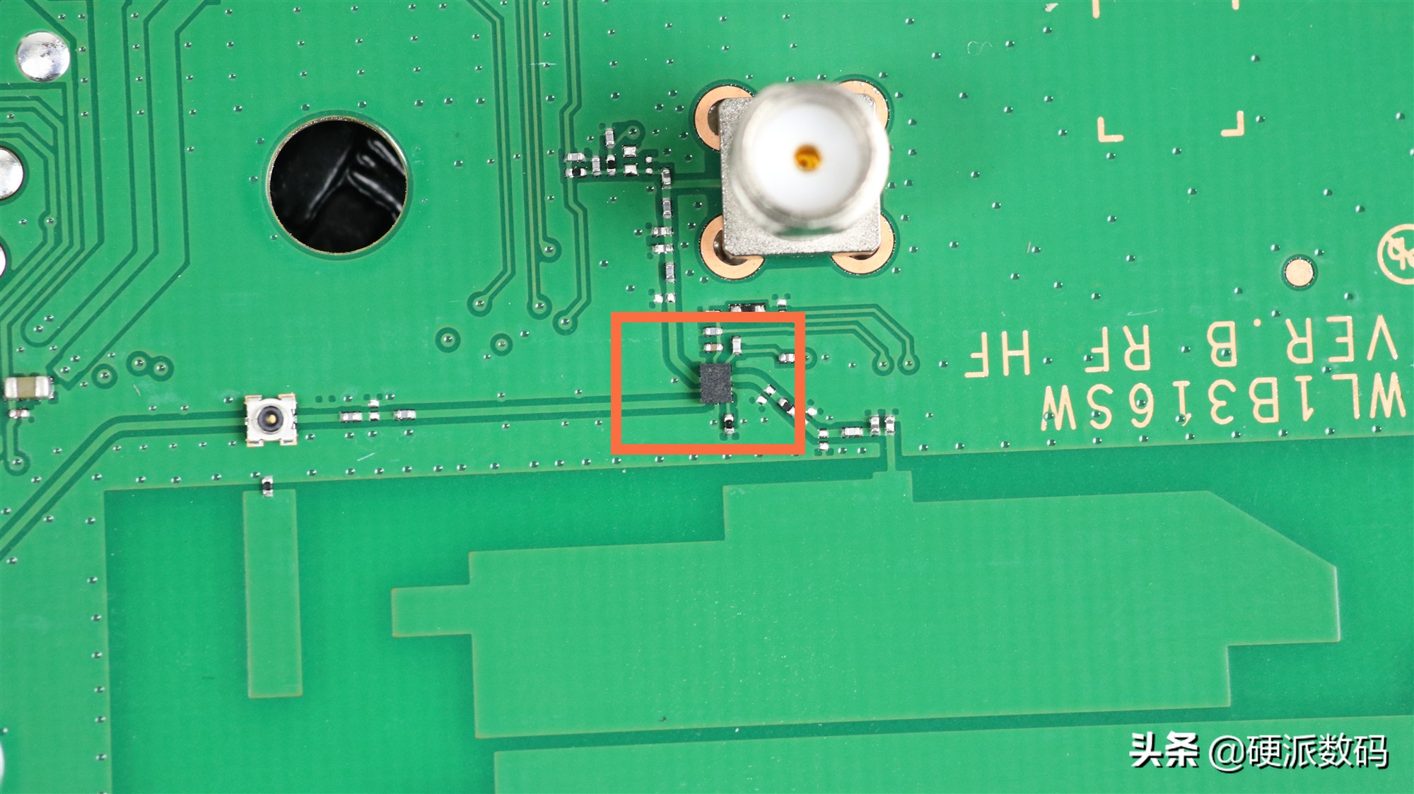 华为4g路由2pro开箱评测与拆解,华为旗下的4g路由2pro测评