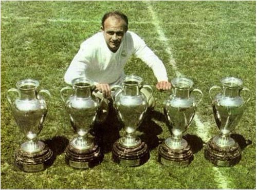 白衣和红衣的岁月蹉跎：曼联和皇马、每一个红魔都是半个美凌格